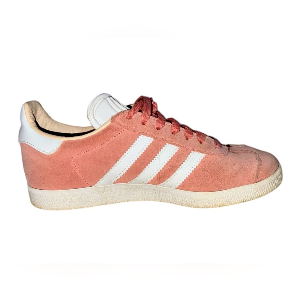 adidas Originals Unisex Gazelle Sneaker Pink Suede